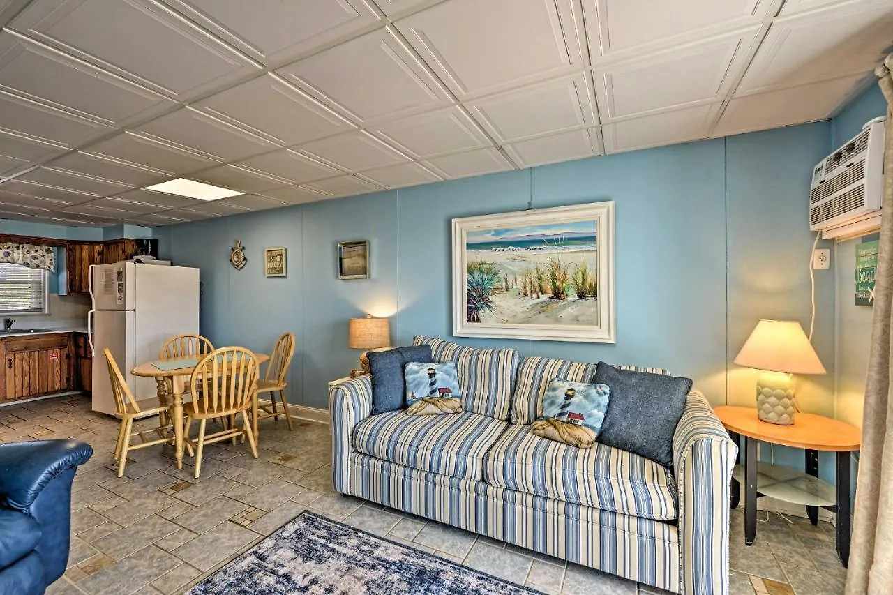 Bright Ocean City Escape With Direct Beach Access! 0*,